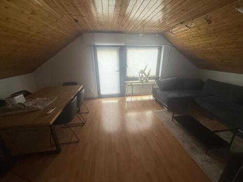 Foto - DG Wohnung WN- Hegnach - 900,00 EUR Kaltmiete,