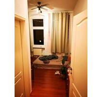 Zimmer vom 1.1 bis 1.3.26 35€Nacht - PendlerCouchsurfing U8 - Berlin Reinickendorf