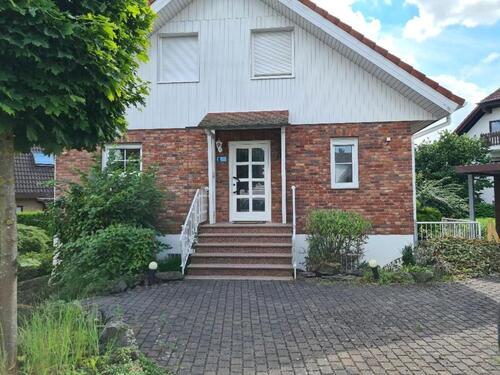 Foto - 6 Zimmer Einfamilienhaus zum Kaufen in Reiskirchen