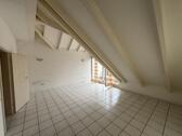 Foto - 3 Zimmer Dachgeschoßwohnung in Hockenheim