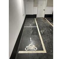 Motorrad TG-Stellplatz nahe Berlin-Spandau in 14612 Falkensee - Hamburg Billwerder