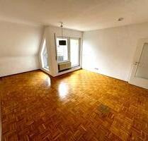 Schicke 2 ZKB mit Balkon in Heiligkreuz – sofort frei - Trier Kürenz