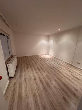 Foto - Gewerbefläche mit 45 m2 Büro und 49 m2 Lagerfläche Alsterkrugch.