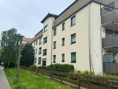 Foto - Das perfekte Zuhause für den Single-Haushalt: Geräumige 1-Zimmer-Wohnung mit Wannenbad