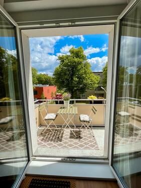 Foto - Umfangreich renovierte & möblierte 2,5-Zimmer-Wohnung