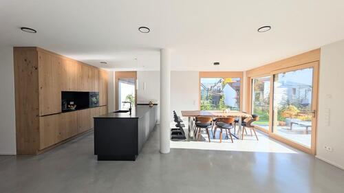 Foto - Privat: Wohnen wie im Doppelhaus - Luxuriöse 6,5 Zi. Maisonette