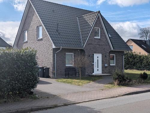 Foto - Modernes Design-Einfamilienhaus in Ellerau