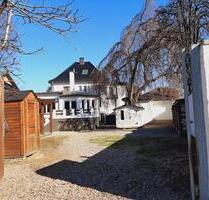 Exclusive Stadtvilla mit 4 Wohneinheiten & Ausbaureserve +Privat+ - Düren Rölsdorf