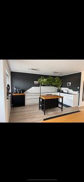 Foto - 4 Zimmer, Küche, Dielen, DuscheBad, Gäste-WC, Büro