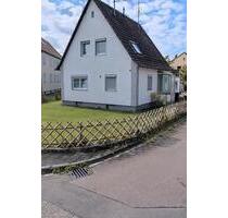 Einliegerwohnung mit Garten – 1.100 € Warmmiete Obergeschoss - Günzburg