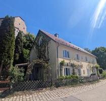 Charmantes Haus in Wolfsegg - 349.000,00&nbsp;EUR Kaufpreis, ca.&nbsp; 160,00&nbsp;m&sup2; in Wolfsegg (PLZ: 93195)