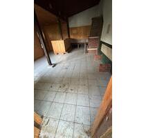 Lagerraum zu vermieten - 306,00&nbsp;EUR Kaltmiete, ca.&nbsp; 8,00&nbsp;m&sup2; in Vettelschoß (PLZ: 53560)
