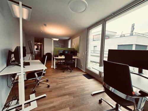 Foto - Lichtdurchflutete Büroflächen und ergonomische Arbeitsplätze - All-in-Miete