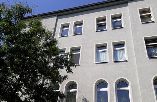 Foto - Moderne, helle 1 Zimmer-Küche-Bad Wohnung in renoviertem Altbau