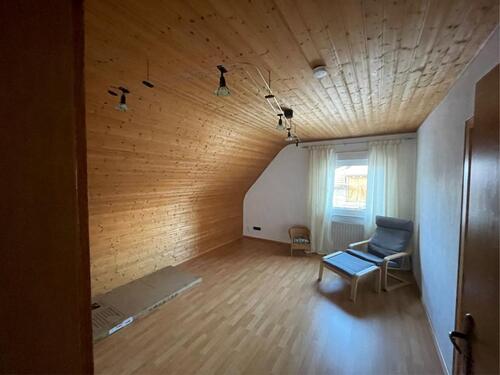 Foto - 2 Zimmer Dachgeschoßwohnung zur Miete in Steinweiler