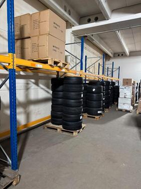 Foto - Euro Paletten Stellplätze - Lagerfläche zu vermieten FFM OF