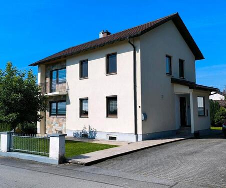 Foto - Einfamilienhaus mit großem Garten und ruhiger Lage