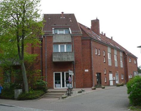 Foto - Büro- Praxis- Kanzlei oder Ladenfläche einschließlich Nebenräume im Zentrum Büsum´s Parkplätze vor der Tür