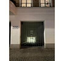 Tiefgeragenstellplatz mit Elektroanschluss - Revaler Spitze Quart - Berlin Friedrichshain-Kreuzberg