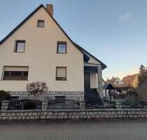 Wohnhaus vollunterkellert m. Dachausbau u. Nebengebäude m. 2 Fewo - Wittichenau
