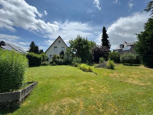 Foto - Wohnhaus mit interessantem großen Grundstück in Braunfels