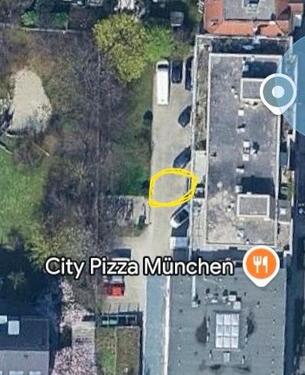 Foto - Sicherer Autostellplatz in Milbertshofen im Innenhof