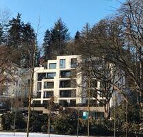 Beste Kurparklage, möblierte 2 ZKB, Balkon mit tollem Blick - Bad Schwalbach