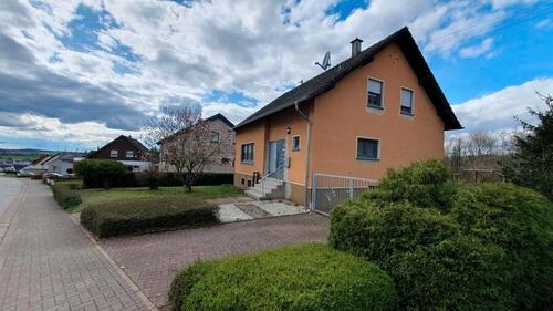 Foto - 7.5 Zimmer Einfamilienhaus zur Miete in Heusweiler