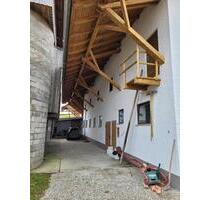 Stellplatz überdacht für Wohnwagen nähe Autobahn A94 (Dorfen)