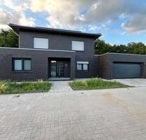 Friesoythe - Kamperfehn | Neuwertiges KFW40 Einfamilienhaus mit viel Platz!