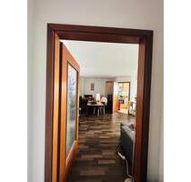 Kurzzeituntervermietung: Möblierte 2-Zimmer-Wohnung (Total: €953) - Augsburg Haunstetten-Siebenbrunn