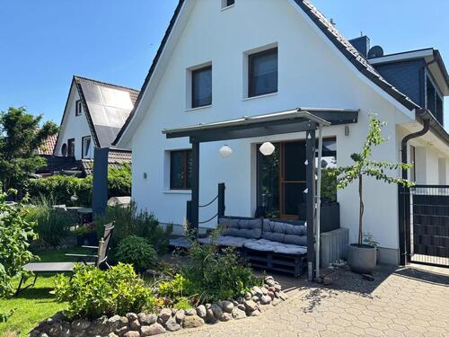 Foto - 7 Zimmer Einfamilienhaus zum Kaufen in Buxtehude