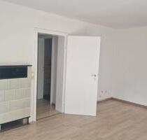 WOHNUNG ZU VERMIETEN - 750,00&nbsp;EUR Kaltmiete, ca.&nbsp; 45,00&nbsp;m&sup2; in Esslingen am Neckar (PLZ: 73733) Brühl