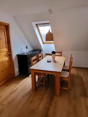 Foto - 3 Zi DG Wohnung # wohnen auf Zeit #