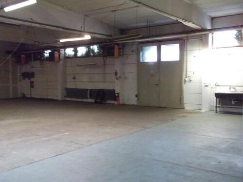 Foto - Halle zu vermieten - 1.200,00&nbsp;EUR Kaltmiete, ca.&nbsp; 400,00&nbsp;m&sup2;
