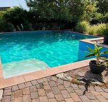 Großzügiges Einfamilienhaus mit Mehrgenerationen-Potenzial - Reilingen