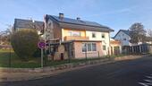 Foto - Großzügiges Wohnhaus mit Einliegerwohnung und Pool