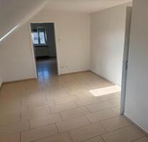 Zu vermieten, 3 Wohnung DG, 58 m2 - Weinstadt