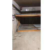 Vermiete in Nürtingen zentrumsnah, TG- Stellplatz Doppelparker