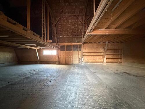 Foto - Halle zum vermieten - 550,00&nbsp;EUR Kaltmiete, ca.&nbsp; 200,00&nbsp;m&sup2;