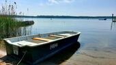 Foto - Last Minute: Strandhaus am Badestrand, Schweriner See, mit Boot & Kanu, Ferienhaus in der Nähe der Ostsee, Wismar, Schwerin, mecklenburgische Seenplatte, Seeblick, bis 6 Personen, allergiefreundlich