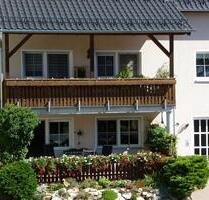 4-Zimmer Wohnung, ca. 100m², mit Balkon in Ortsteil Berg Ofr.