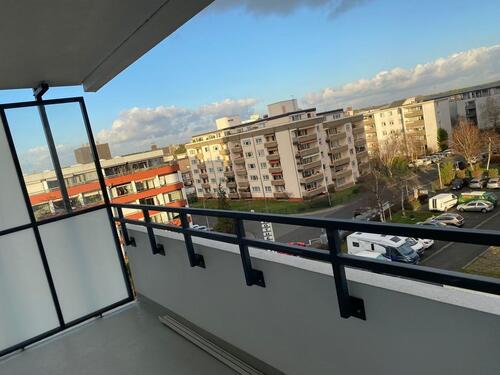 Foto - Sanierte 3 Zimmer Wohnung mit Balkon und Einbauküche Obertshausen