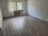 Foto - 2-Zimmer-Erdgeschosswohnung mit Gartennutzung – ca. 65 m² –