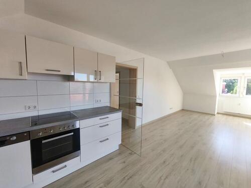 Foto - Traumhafte 3-Raumwohnung im Dachgeschoss in Tonna (4040)