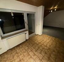 3-Zi-DG-Wohnung mit neu ausgebautem Spitzboden & Balkon - Güglingen