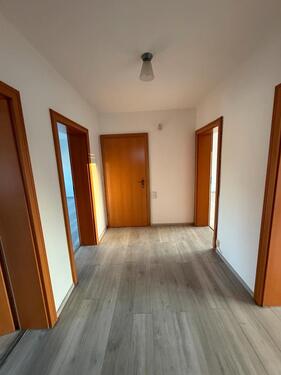 Foto - Frisch renoviert 3 Zimmer Wohnung