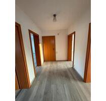 Frisch renoviert 3 Zimmer Wohnung - Baesweiler