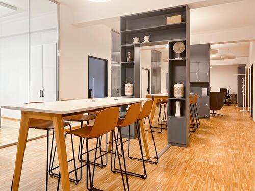 Foto - Privater Büroraum für 3 Person in Regus Neumarkt