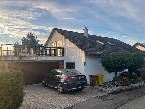 Foto - Renovierte 3 Zimmer-Wohnung mit großer Terrasse